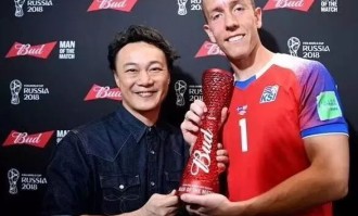  朗斯门将神扑零封梅西获周最佳  